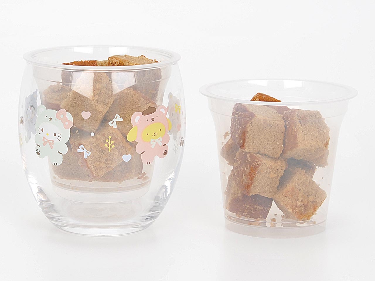 サンリオキャラクターズのグラス入り💛 紅茶ブラウニー＆チョコブラウニー １月２５日（水）より　数量限定で発売！