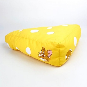 sQCLgv80hRMqgAq5WJyL.jpg?w=940&h=940