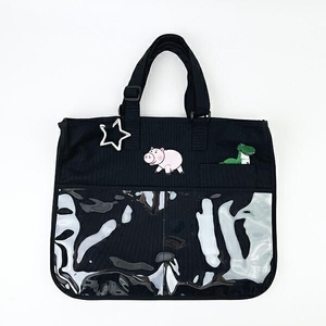 アコモデ×トイストーリーのマルチポケットトートバッグ