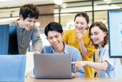 sX4VxYZBEEgfS7NeQuvj.jpg?w=940&h=940