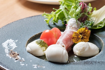 sf3R29eQdIZdiFAXKjJH.jpg?w=940&h=940