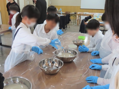 sfMR2fnlF3emMfRS5fiv.JPG?w=940&h=940