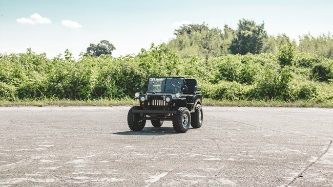 カラー:ブラック