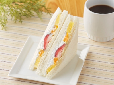 八天堂監修　つぶあん入りフルーツミックスサンド 　イメージ画像