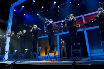 siosmgXEcwMPTUGrjzWV.jpg?w=940&h=940