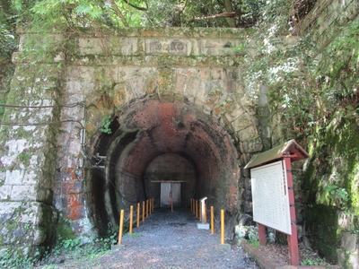 sj1a9EswntIdROhrjz2q.jpeg?w=940&h=940