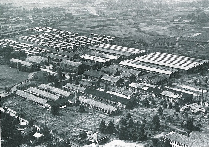 調布市国領に広大な敷地を有していたJUKIの前身「東京重機製造工業組合」(JUKI提供)
