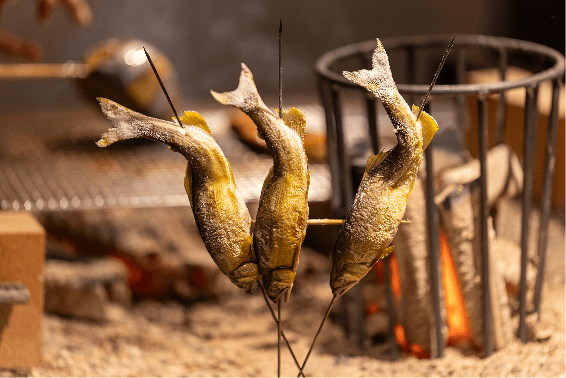 季節の食材の原始焼き