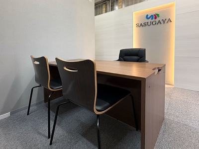 soGM1vTlTrUpXd1Khshs.jpg?w=940&h=940