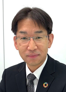 大沢　義文　氏