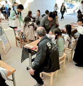 「どうぶつとのふれあい、思い出を絵に残そう」アートイベント