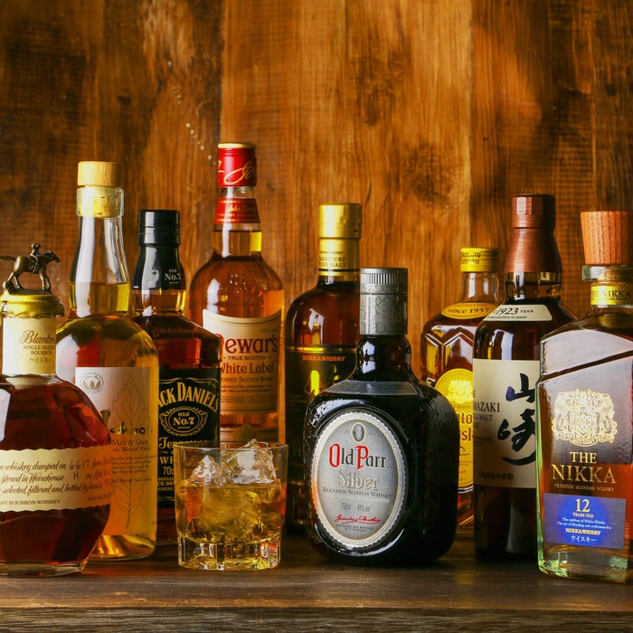 世界中のウイスキーをお好きな飲み方で!
