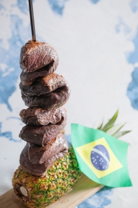 syI0m1WURGT28xI6GbIH.jpg?w=940&h=940