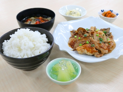 t20YzLo5aOHmbLqrq81s.jpg?w=940&h=940