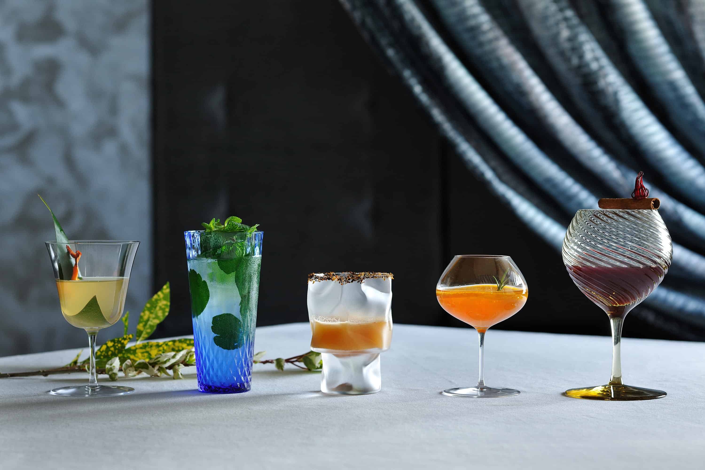 【星のや沖縄】沖縄の月桃やパッションフルーツ使用のペアリングメニューでソバーキュリアスを楽しむ~「琉球シチリアーナ」の料理とドリンクで新たな食の魅力を発見~|期間:2023年3月1日~6月30日