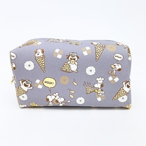 スヌーピーのトラベルポーチセット