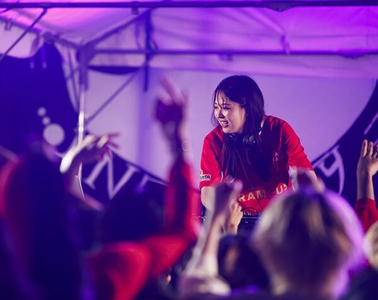 t8d3IxOwS8yZUM0MCHOB.jpg?w=940&h=940