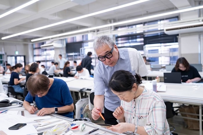 近畿大学通信教育部　建築学部オンライン学士プログラム　資格スクールと連携し、一級建築士の学科試験対策コースを導入