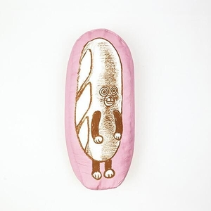 パンどろぼうのユニークなもちもちクッション