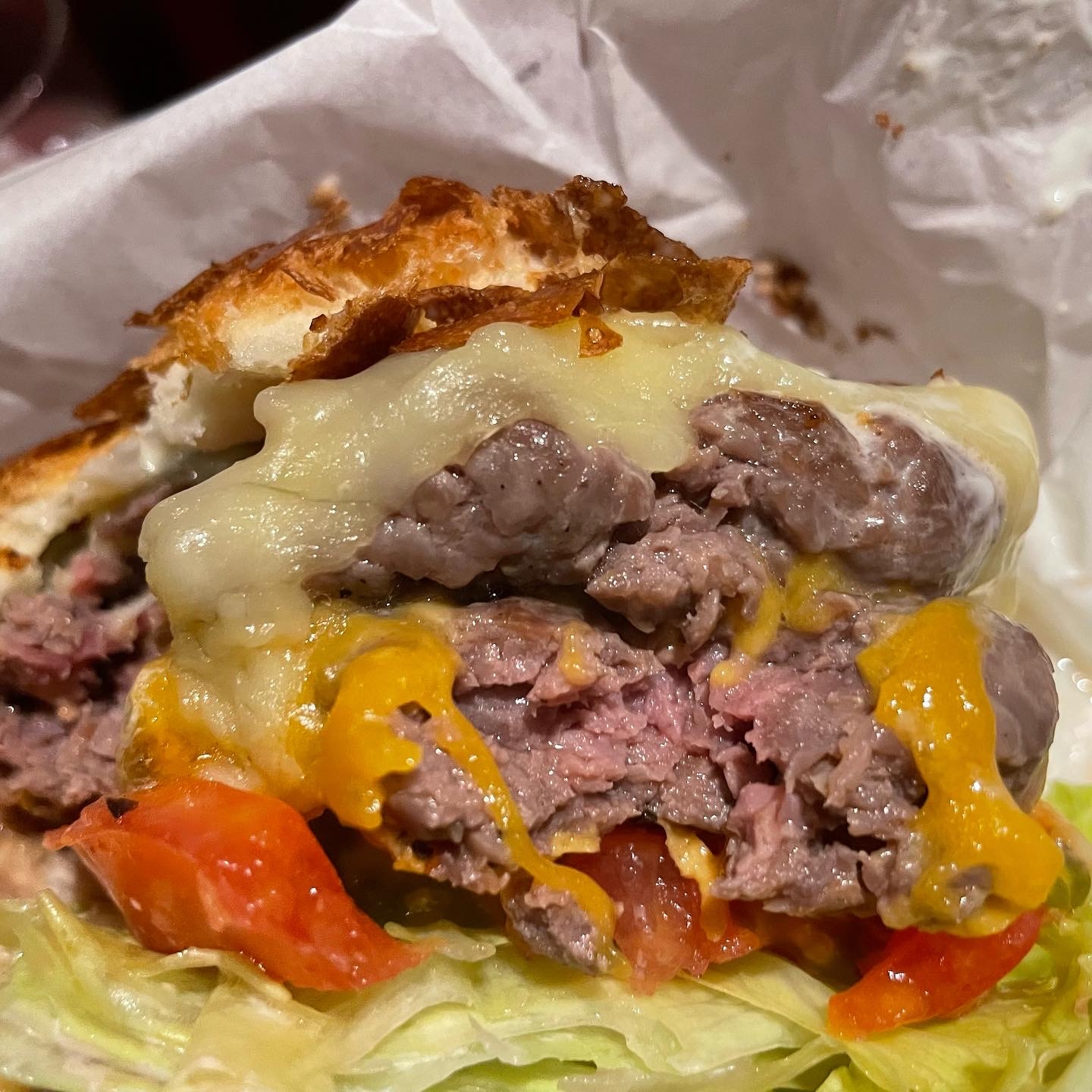 豪快にかぶりついて下さい