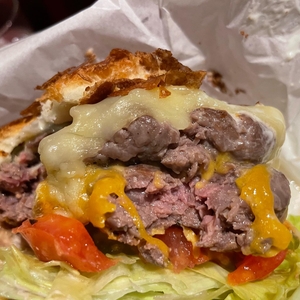 豪快にかぶりついて下さい　