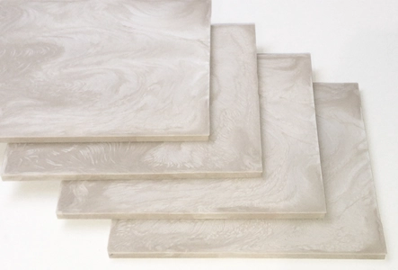 環境配慮型素材開発ベンチャーの株式会社カミーノ 　紙とポリ乳酸を複合した 植物由来生分解性新素材PAPLUS(R)を発表