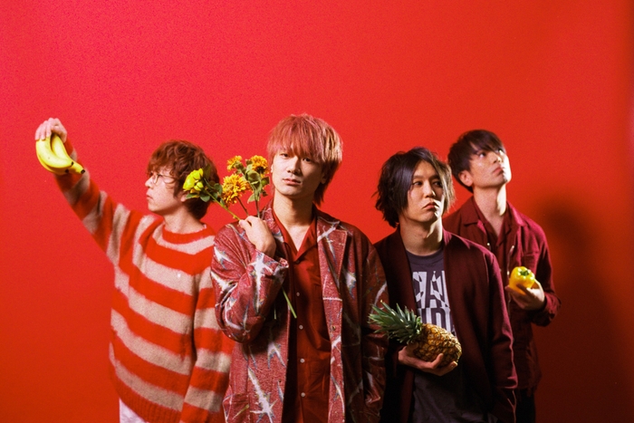 THE KEBABS(ザ・ケバブス) 新井弘毅 佐々木亮介 田淵智也 鈴木浩之(左→右)