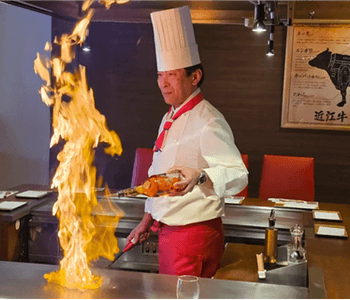 鉄板ダイニング天満のファイヤーパフォーマンス