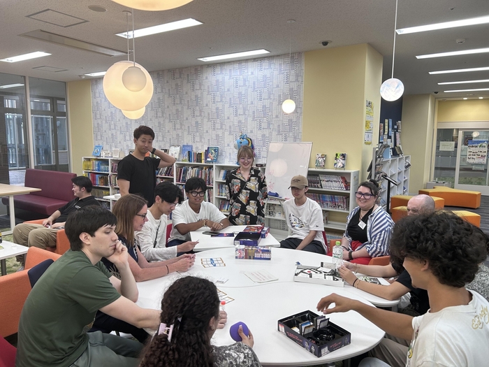 ボードゲームで交流