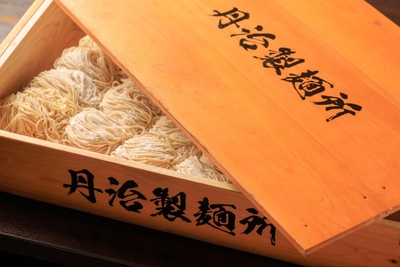 tOYuYG2dDx1QGPC0w7vW.jpg?w=940&h=940