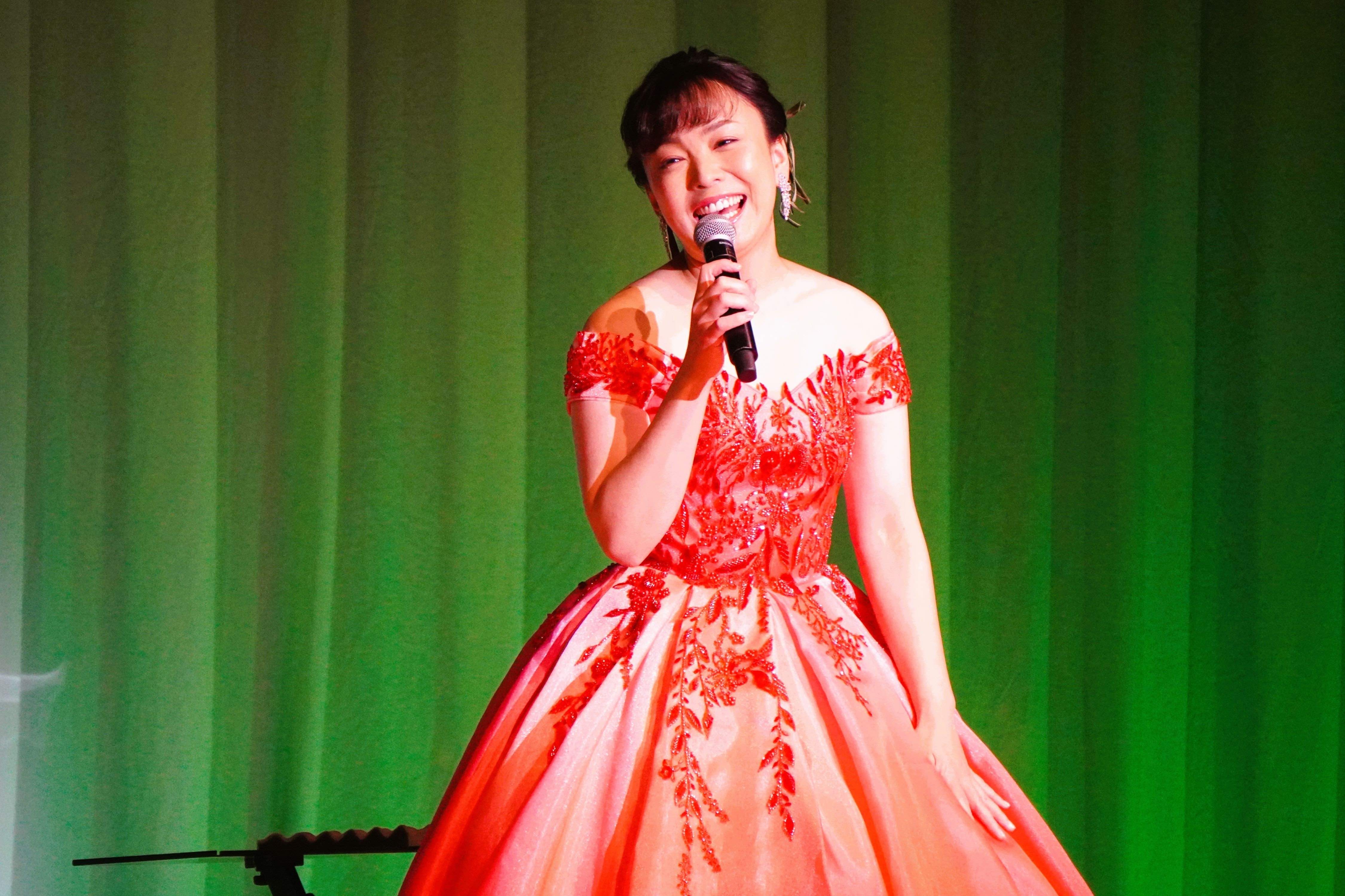 杜このみデビュー10周年、初のクリスマスコンサートを開催! 「来年はもっともっと歌のステージに立って皆さんにお会い出来るように頑張ります!」