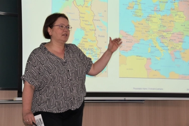 【名城大学】ヘルシンキ大学（フィンランド）のアイラクシネン准教授が都市情報学部で講義