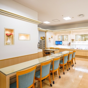 tZDYuGbS1G90sm73vPSv.jpg?w=940&h=940