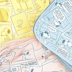 スヌーピーのポーチ特集！75周年限定デザインも