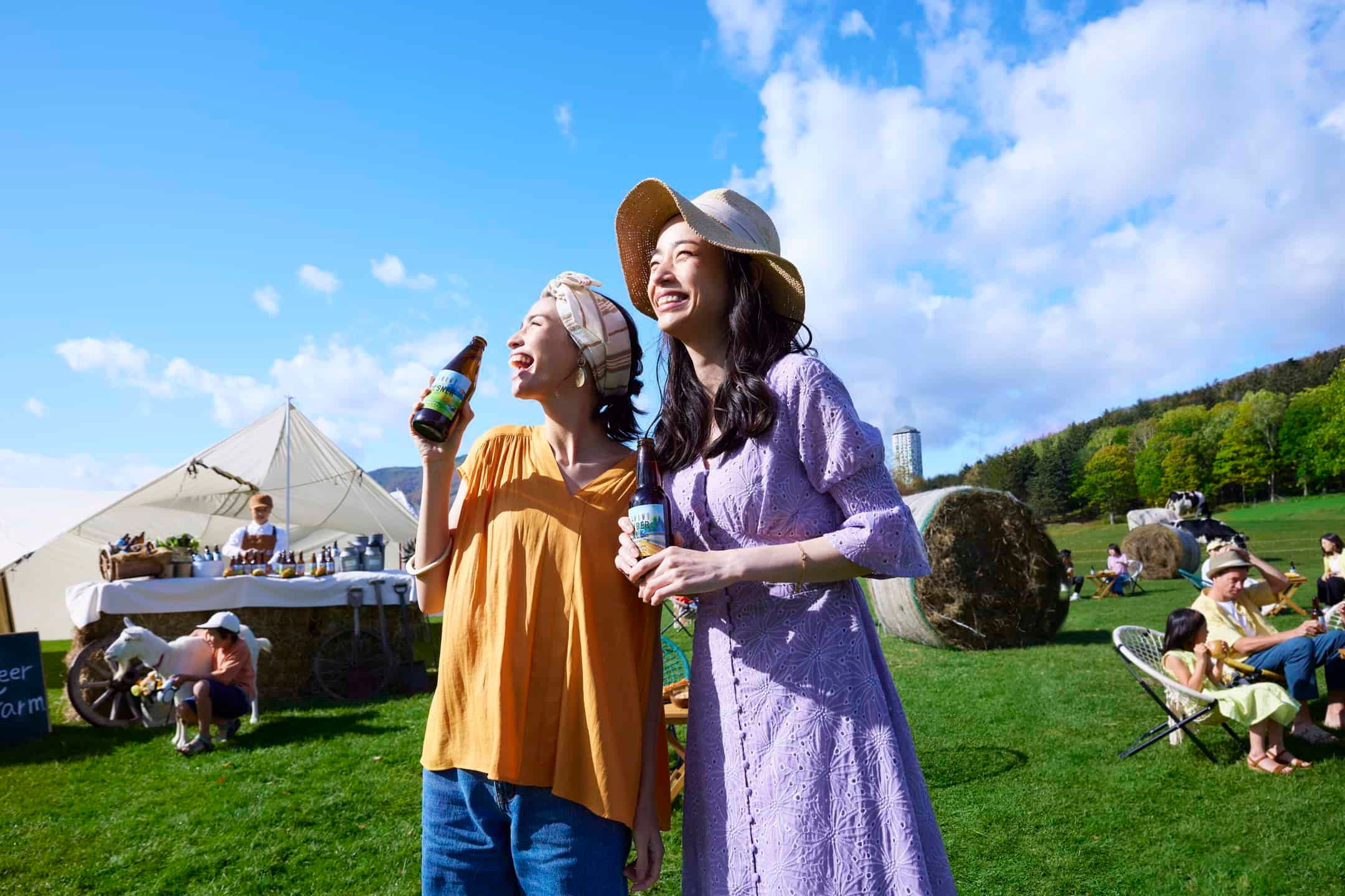 【リゾナーレトマム】広大なファームで「ファームクラフトビアガーデン」開催 北海道内3社の醸造所とのコラボビールも|期間:2022年7月1日~8月31日