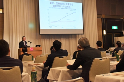 teBcGpDSMzvJb547PQy4.jpg?w=940&h=940