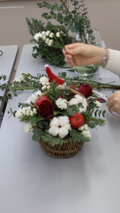 tjV1yPtrozWG0qh5kdey.jpg?w=940&h=940