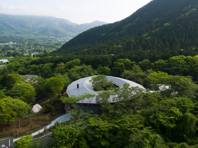 tmH2dAnn03JVXT4Jlj8Q.jpg?w=940&h=940