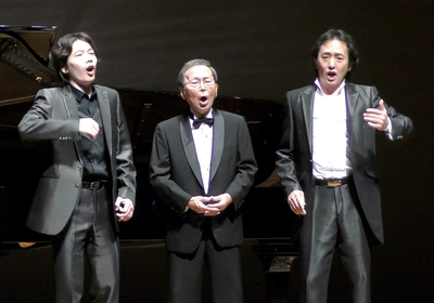 tmbGl9SaIUzZqVHGFI80.jpg?w=940&h=940