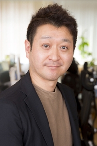 tplUqm9Zdn0nbwVJchfb.jpg?w=940&h=940