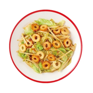 「THEリアル節約ごはん」より、味はすれども肉はなしの「回鍋ちくわ」。キャベツ＋もやしでかさ増しもバッチリ