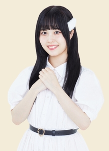 芽城まゆ（メンバー／桜色担当／奇跡を司る女神）