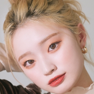 tvndw5RLpzkl8VzIfph2.jpg?w=940&h=940