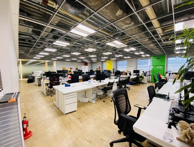 tyoS9kB0ByvjOvxiPqV5.jpg?w=940&h=940