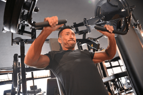 eIGHT GYM 小坂トレーナー