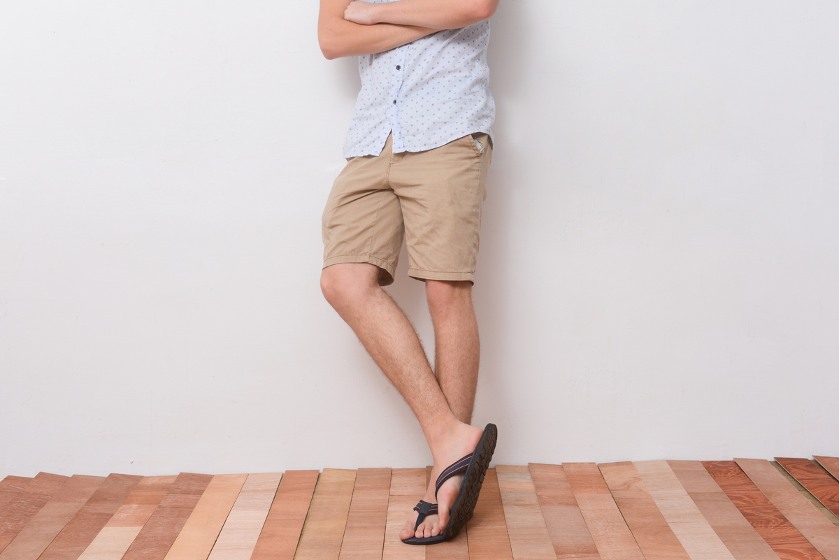 「すね毛が濃くてツライ…薄くする方法10選をご紹介！」DANDY LABO.にて男磨きに関する記事を公開！