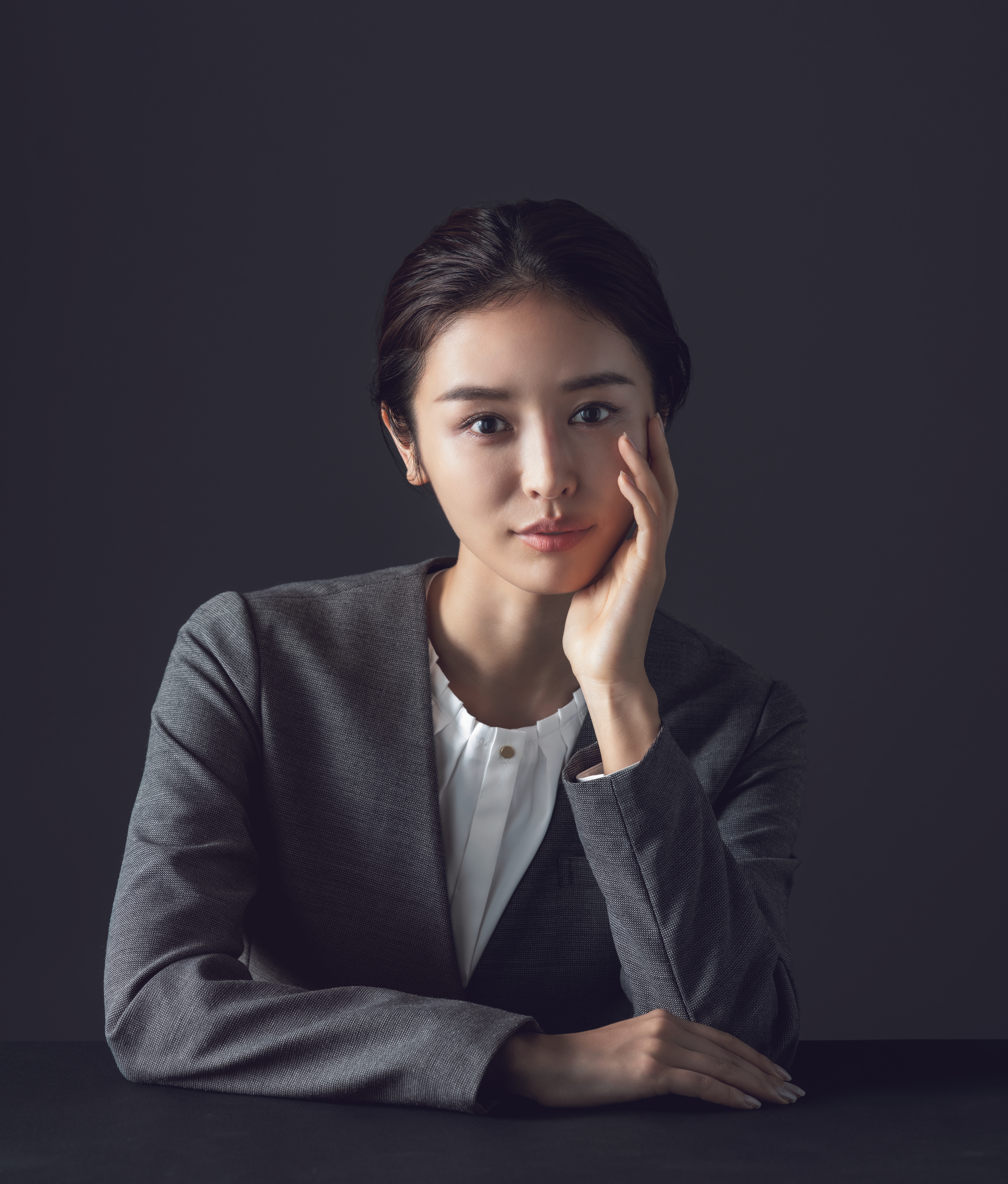 2020-2021 AW 新作！　加治ひとみさんが着る『SASTINA MAT WORSTED』