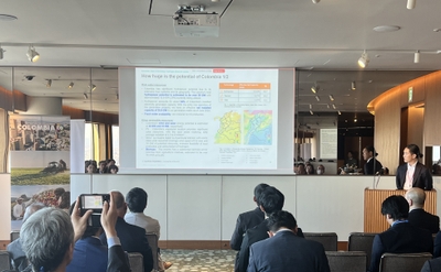 u6zxY5fGmxKe0hN0j2fh.jpg?w=940&h=940