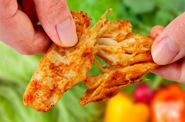 本当に大豆ミート！？驚きの繊維感！「earthmeat LIKE CHICKEN!?」