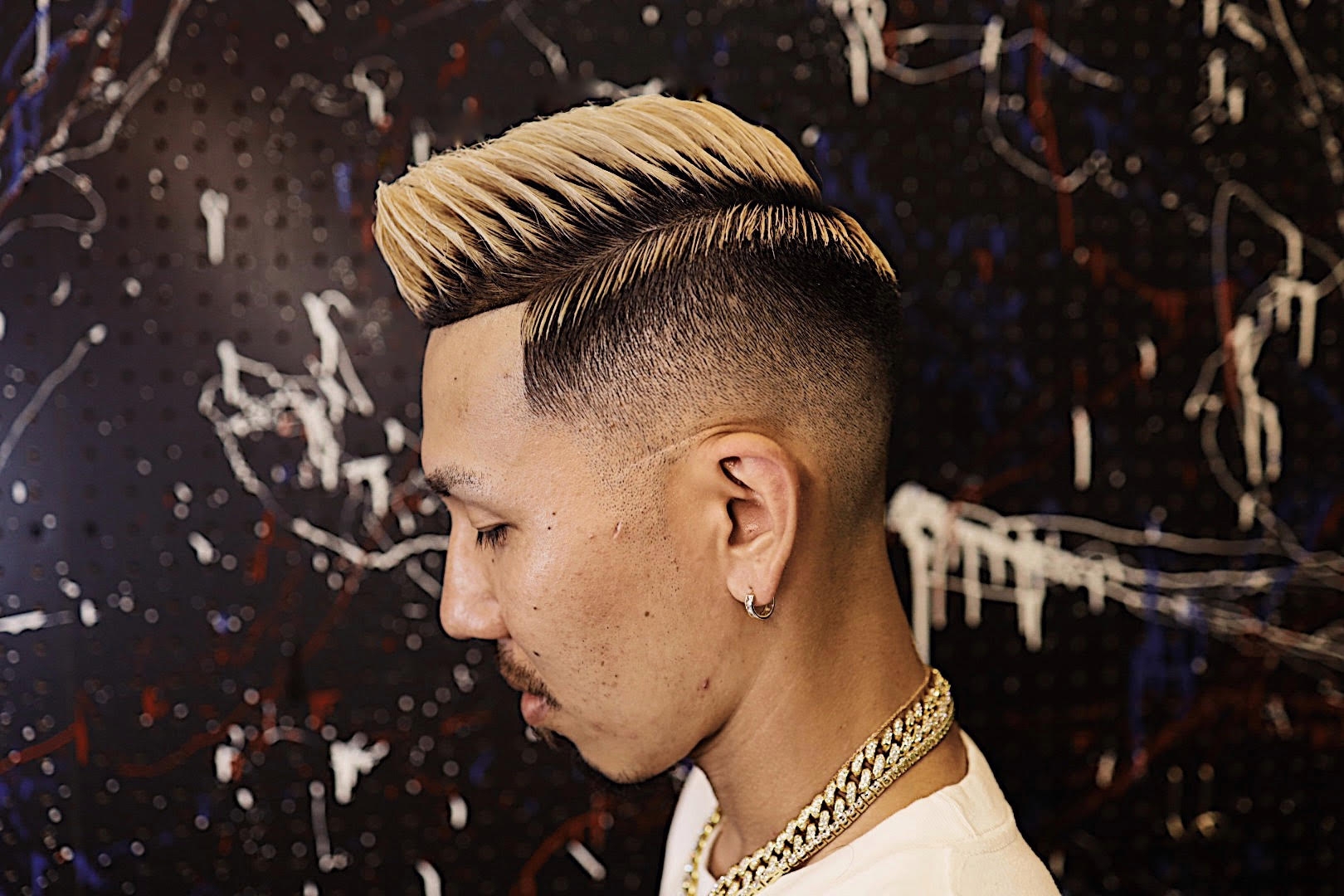 連坊駅5分『BARBER STYLE CLUB』はアメリカンな内装がお洒落な男性専用の理容室!駅近ドットコムで情報を公開中